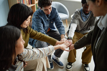 Detox Away From Distractions: The Power of a New Environment